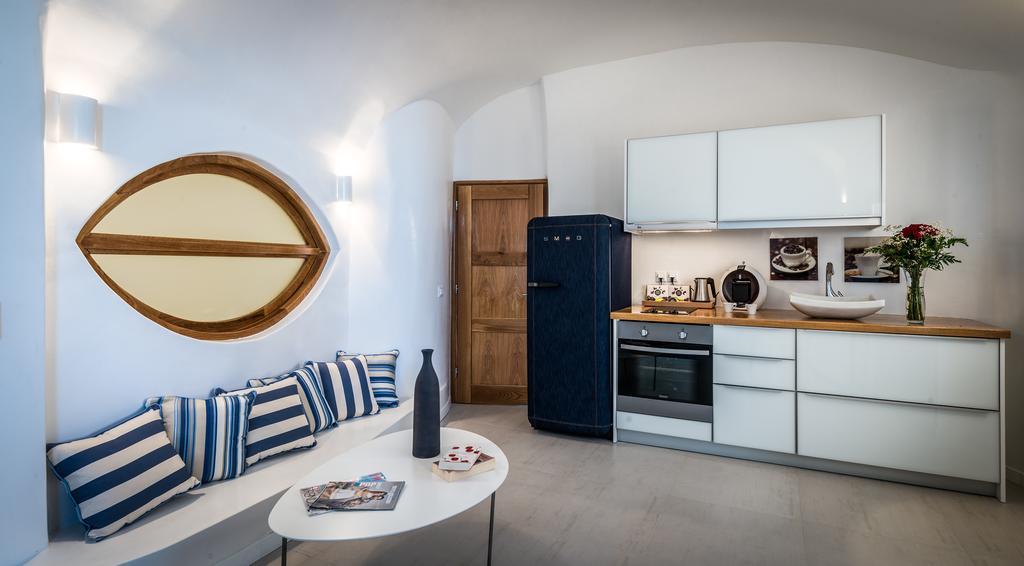 Elite Luxury Suites Oía Pokój zdjęcie