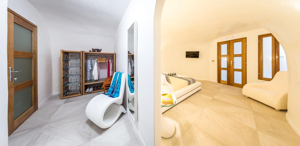 Elite Luxury Suites Oía Pokój zdjęcie